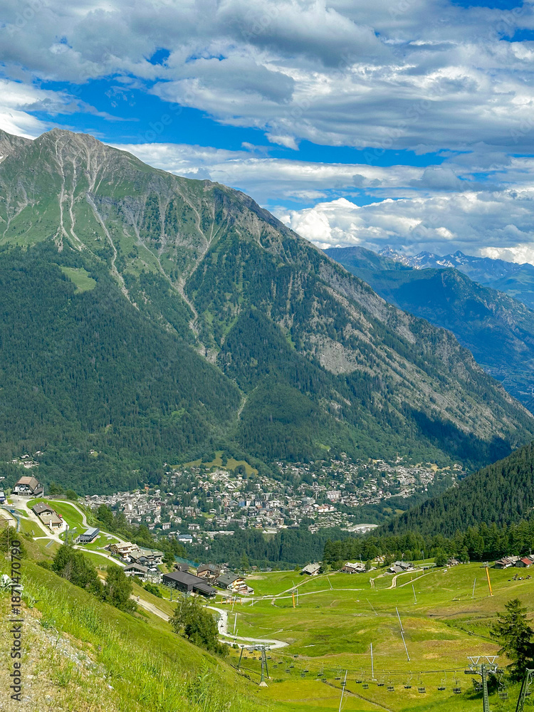 Fototapeta premium Italian alpine landscape above Courmayeur on a July Day 