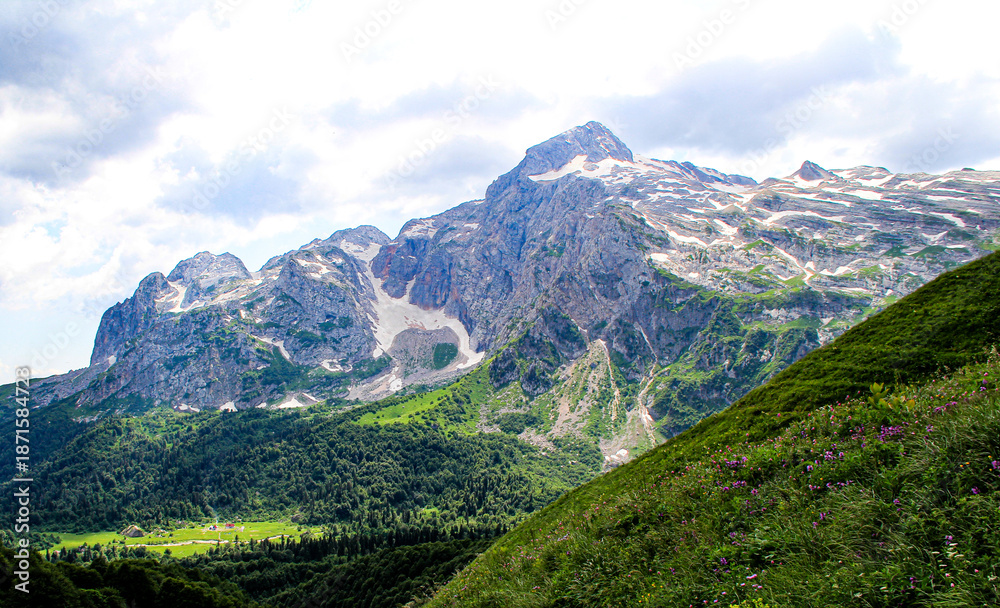 Naklejka premium mountain landscape with mountains