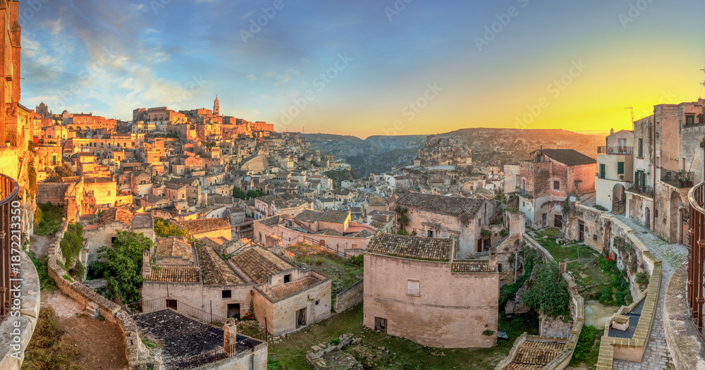 Fototapeta premium Matera, Italy overlooking Sassi di Matera