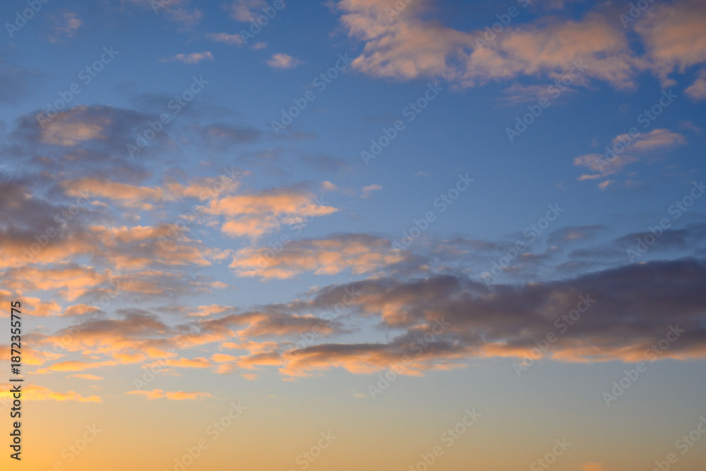 Fototapeta premium Beautiful color evening sky and amazing clouds