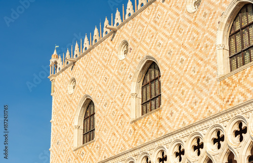 Valokuva Doge's palace on St. Mark's square in Venice, Italy