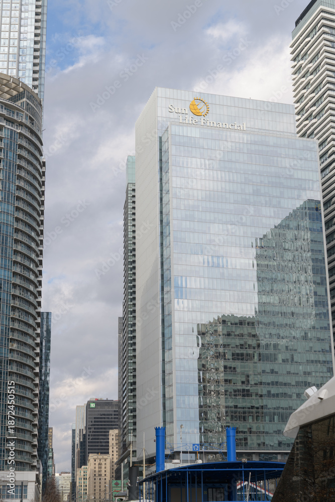 Naklejka premium south elevation of Sun Life Financial at One York (also called Sun Life Financial Tower / One York Street), designed by Sweeny Sterling Finlayson & Co. Architects Inc, Toronto