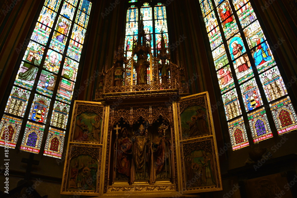 Obraz premium チェコプラハ プラハ城内の聖ヴィート大聖堂