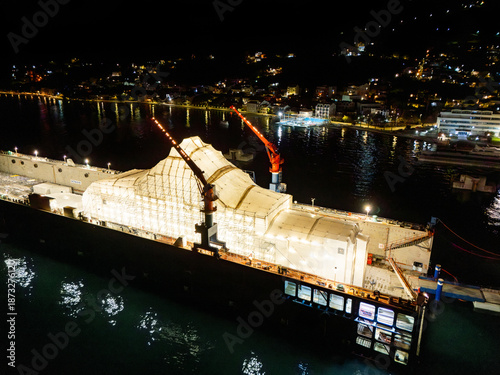 Foto Aerial view of a luxury yacht refit, repair, service and maintenance in a floati
