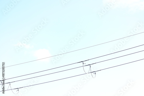 空と電線の写真