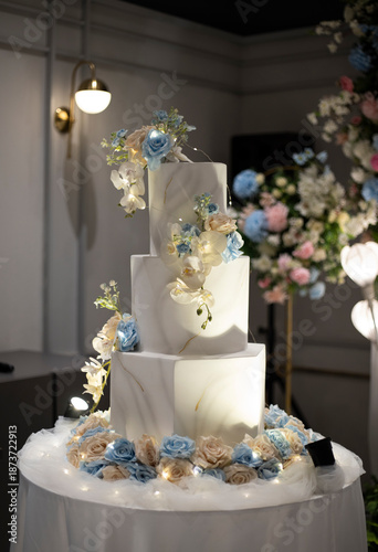 wedding cake
