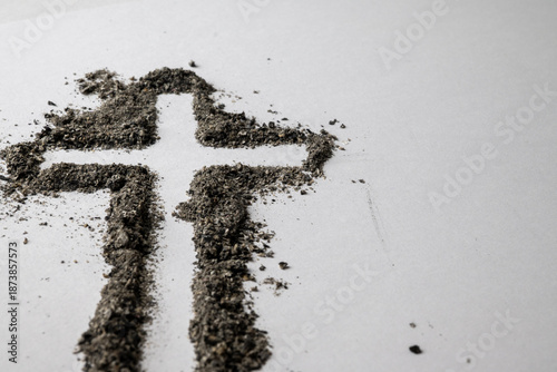Canvastavla Ash Cross Symbol for Ash Wednesday