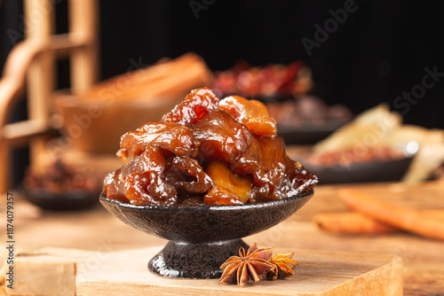 Fotografía A plate of delicious beef tendon