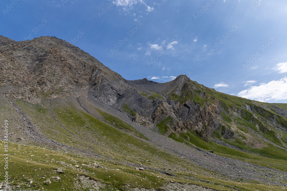 Obraz premium Panoramic mountain view of the Arves Massif in the French Alps