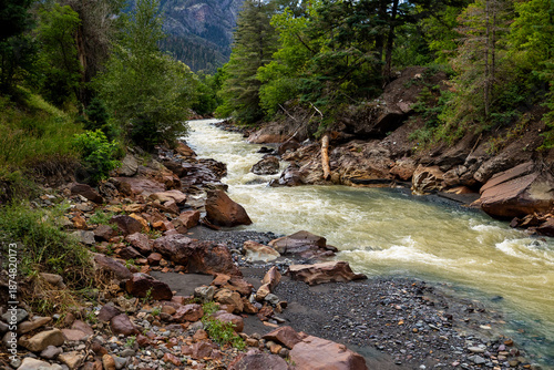 Fényképezés mountain river rocky
