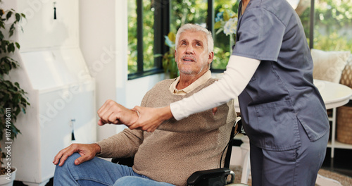Fotografía Wheelchair, smile and nurse with old man in home for support, healthcare advice and hip fracture