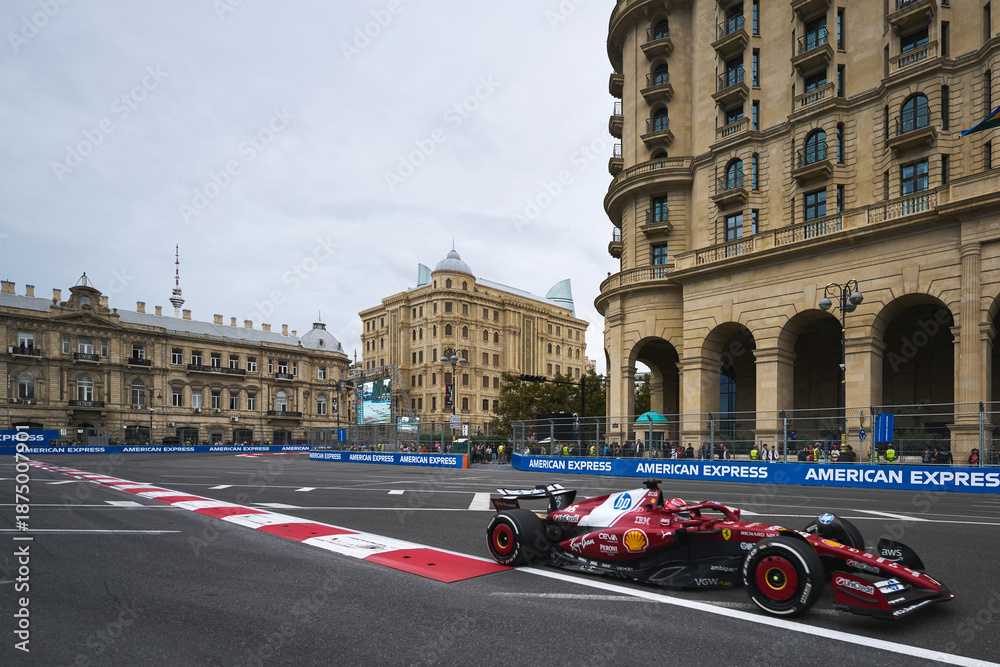 Fototapeta premium BAKU, AZERBAIJAN - SEPTEMBER 21, 2025: Charles Leclerc pilots the Scuderia Ferrari HP SF-25 during the Formula 1 Azerbaijan Grand Prix at the Baku City Circuit