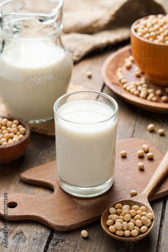 Air Soya is a traditional soy milk drink made from ground soybeans offering a smooth refreshing taste and commonly enjoyed as a healthy beverage in Southeast Asian daily life.
