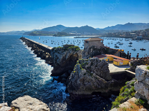 Between sea and stone, Castro-Urdiales blends history, faith, and the Cantabrian spirit, where harbor, church, and lighthouse share the same horizon.