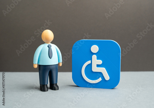 Foto An office worker and a symbol of disability