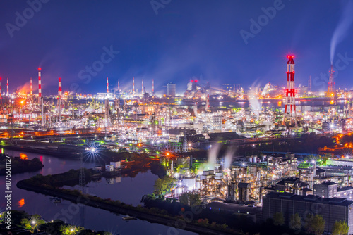 Wallpaper Mural 岡山県　倉敷市　水島工場夜景 Torontodigital.ca