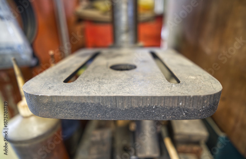 Traditional Auto Repair Shop with a wide range of parts