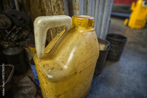 Traditional Auto Repair Shop with a wide range of parts