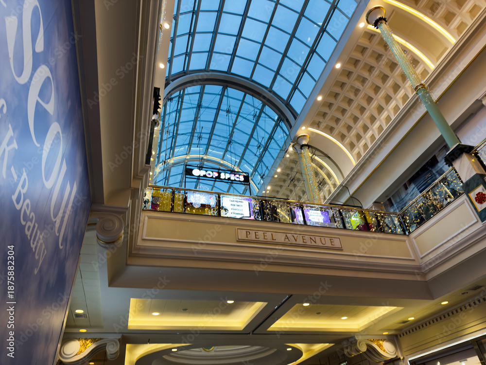 Naklejka premium Shopping mall Trafford Centre interior in Peel Avenue Manchester UK with glass skylight and ornate decor