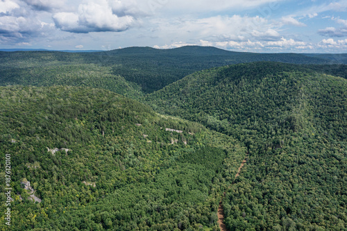 Foto Southern Urals: aerial view of the Gumerovo gorge.