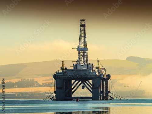 Bilde på lerret Offshore drilling rig operating in Cromarty Firth Scotland