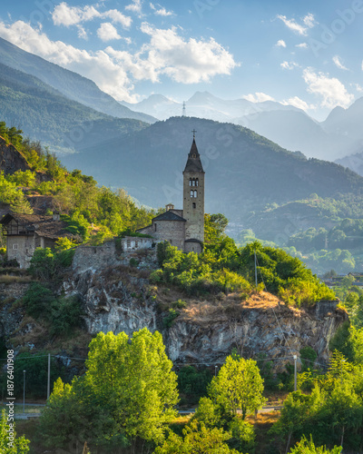 Fotografie Saint Roch Church on a Cliff in Villeneuve, Aosta Valley, Italy