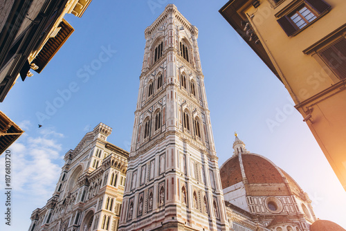 Fotografija Florence Giotto bell tower and Duomo architecture