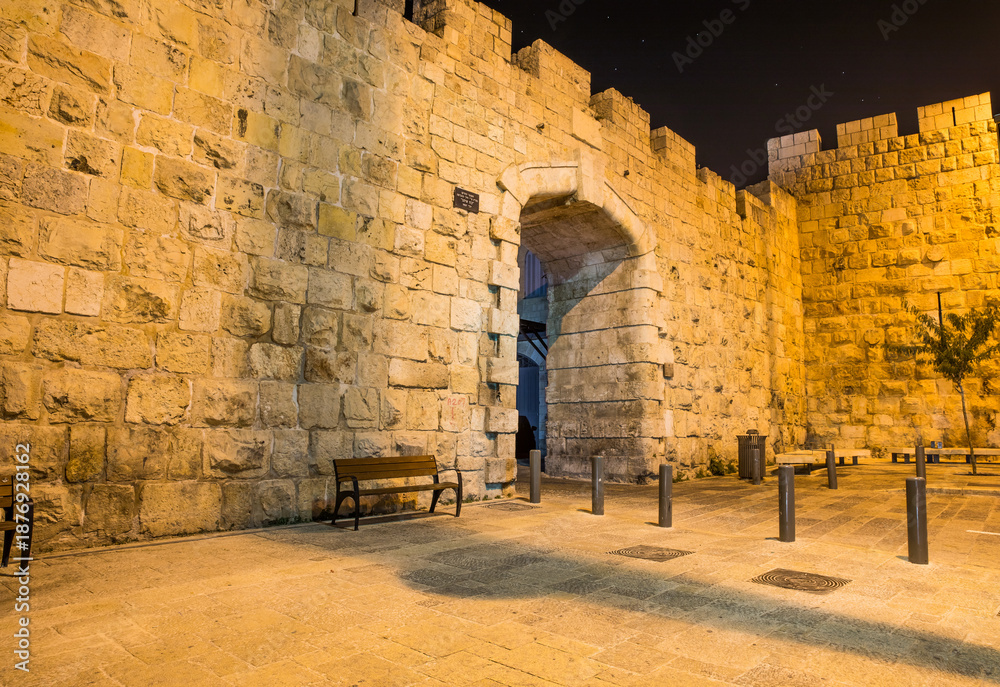 Naklejka premium New Gate in Jerusalem at night, Israel