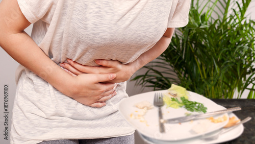 woman have food poisoning