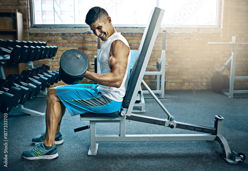 Canvas-taulu Happy man, fitness and weightlifting with dumbbell for strength exercise or arm workout in gym