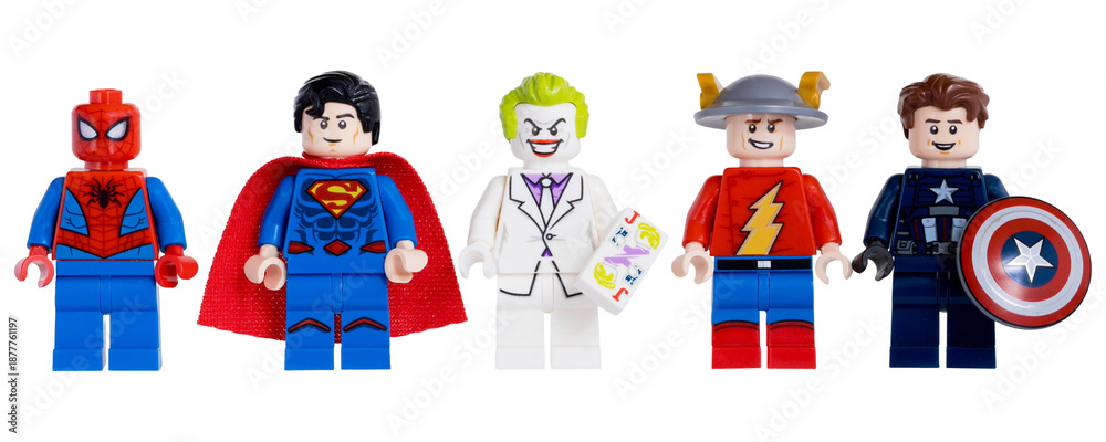 Fototapeta premium Dortmund - Deutschland 14. Januar 2026 Lego Minifiguren Superhelden und Joker - Studio Aufnahme