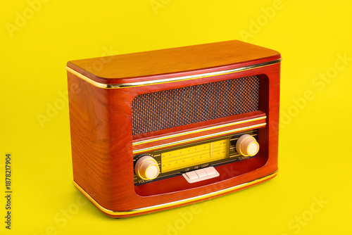 Vintage radio receiver on y...