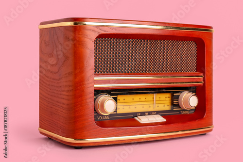 Vintage radio receiver on p...