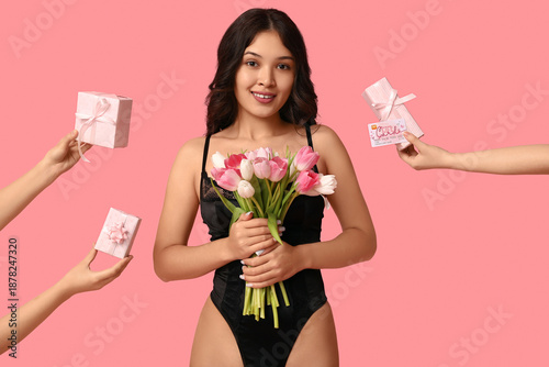 Beautiful young Asian woman...