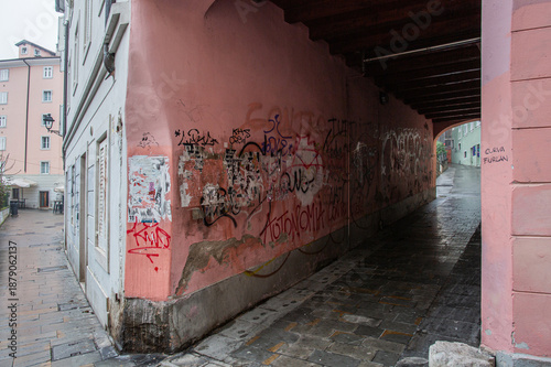 vicolo nella zona di Cavana a Trieste
