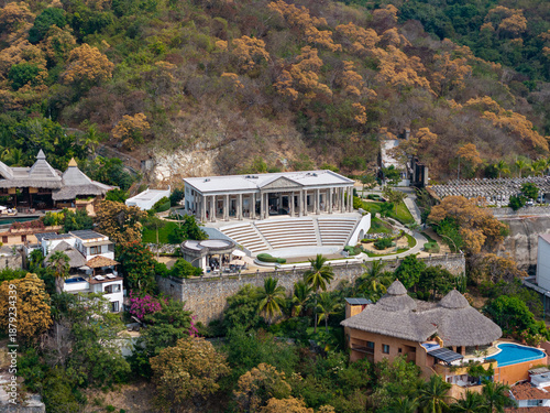 Obraz na plátně Aerial view of El Parthenon, mansion of Arturo El Negro Durazo in Zihuatanejo
