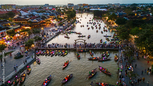 Quadro su tela aerial view of the historic Hoi An Ancient Town at sunset, featuring the Thu Bon