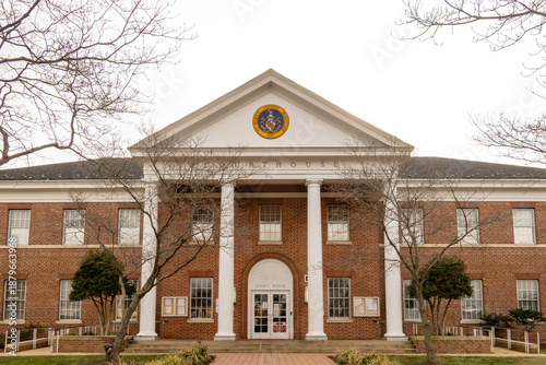 Valokuva Leonardtown, Maryland, USA The front facade of the local St Mary's County Courthouse
