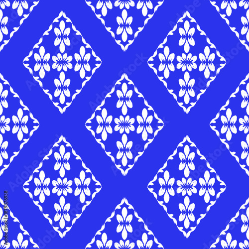 seamless blue and white pattern