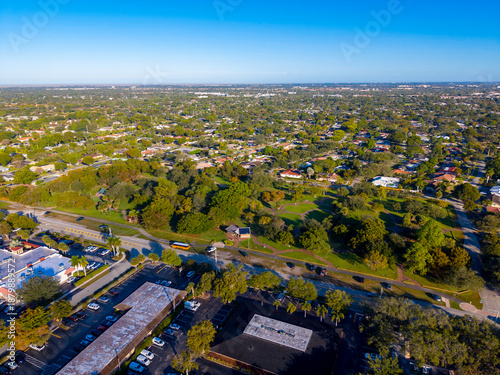 Bild auf Leinwand Aerial photo Rae Carole Armstrong Liberty Tree Park