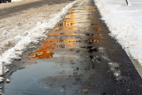 Photos de-icing salt spreaded on the pavement