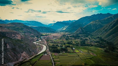 Bild auf Leinwand Panoramic view of Urubamba in the Sacred Valley of the Incas, Cusco, Peru, surrounded by dramatic Andean mountains, green valleys and traditional rural landscapes