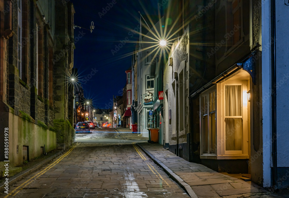 Obraz premium Conwy Castle and town at night North Wales