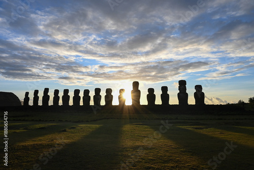 moai sunrise, easter island