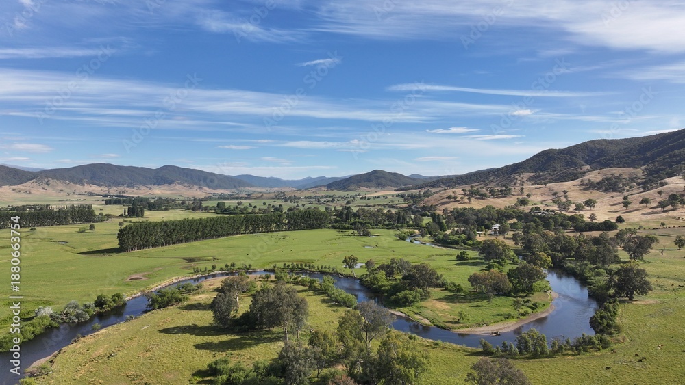Fototapeta premium Aerial footage of Bringenbrong Bridge NSW Australia