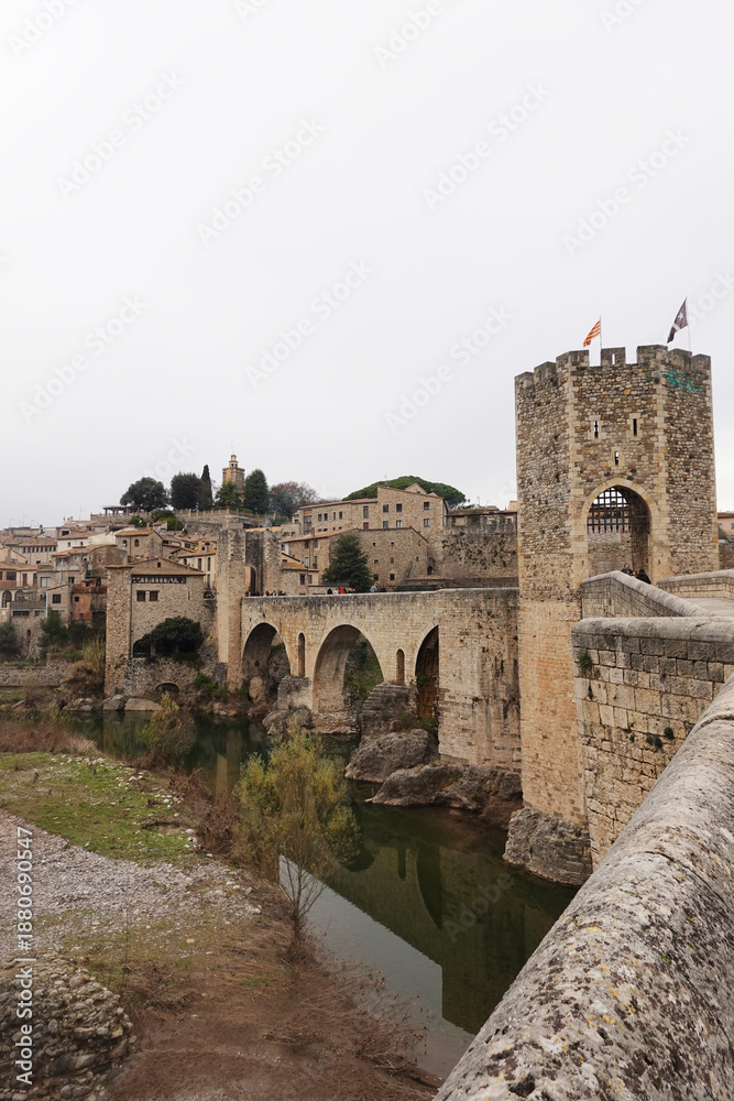 Fototapeta premium The old bridge in Besalu village, Catalunya, Spain