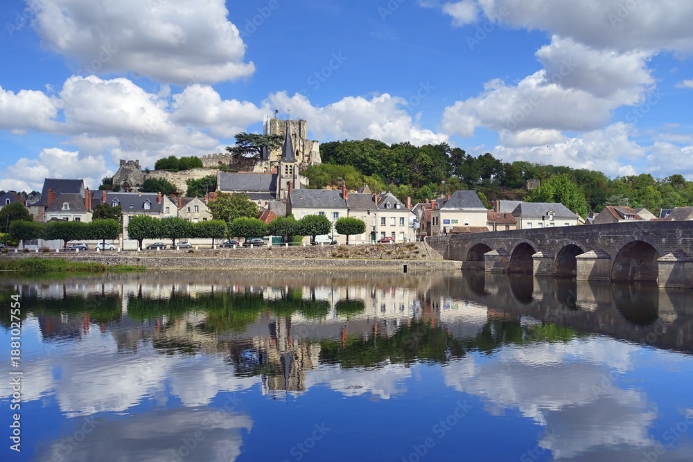 Fototapeta premium Cher und Montrichard