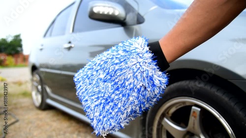  Were the Car washing gloves for cleaning the car 