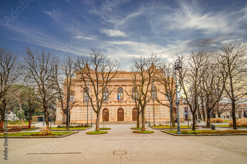 Fotografia The Gaetano Donizetti theater with the adjacent square in Bergamo, Lombardy