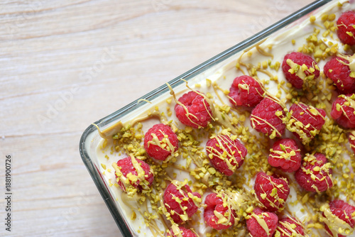 raspberry pistacchio tiramisu